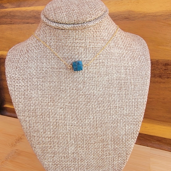 Chrysocolla Necklace Minimalist Crystal Gemstone teal blue - Picture 6 of 6